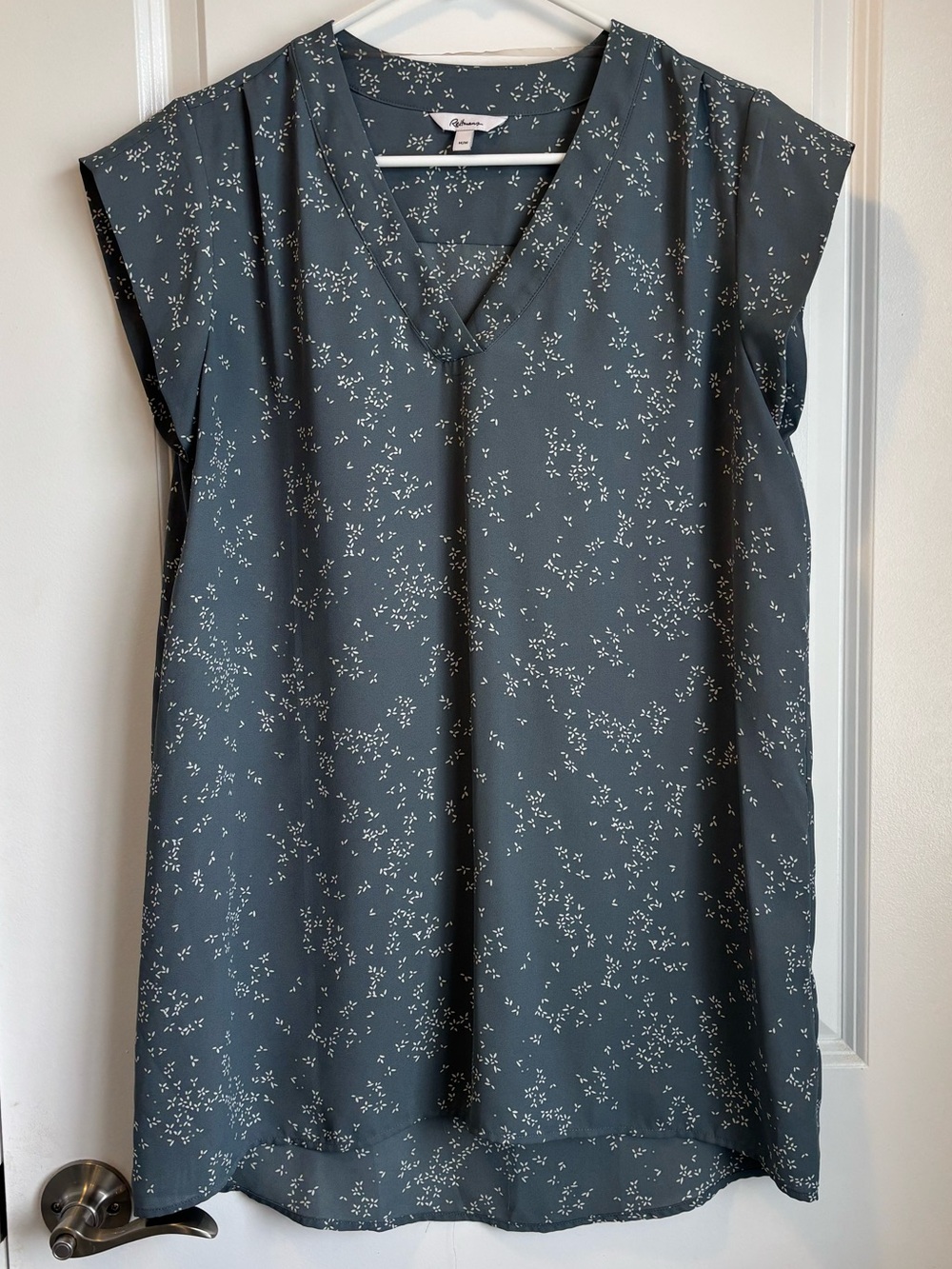Reitmans Floral V-Neck Tunic